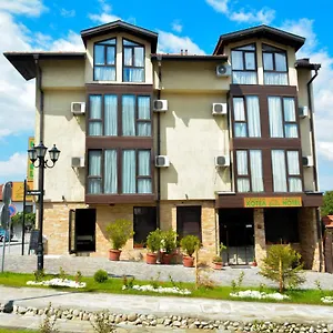 Otel елица